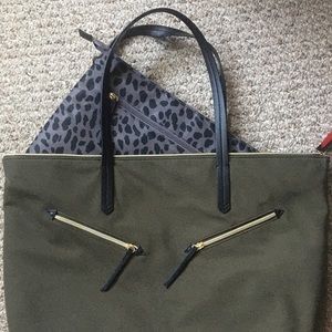 Stella & Dot purse with removable laptop sleeve